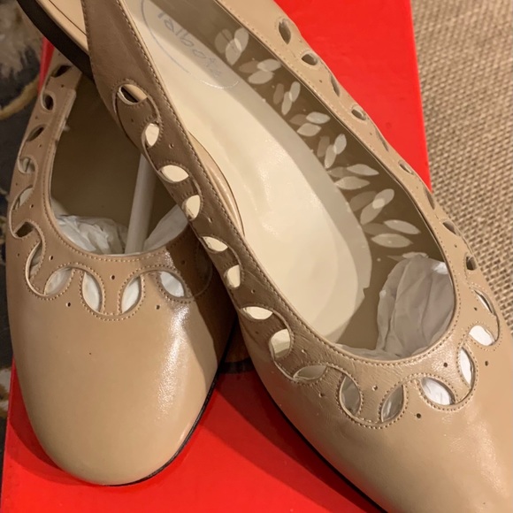 Talbots, 10.5 Flats Collection- new or like new! - Picture 5 of 16